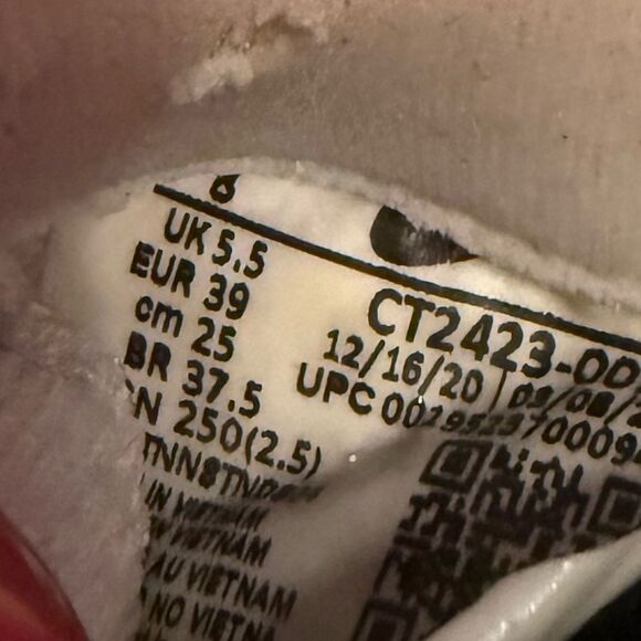 Nike Women’s React Infinity Run Flyknit 2 ‘Platinum Tint’ CT2423-007 Size 8 US - Picture 12 of 12